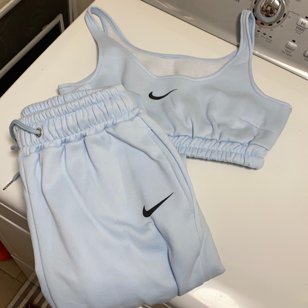 Nike matching set
